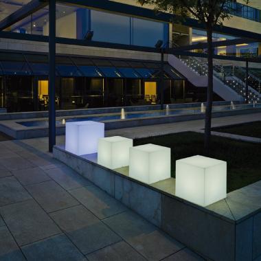 Imagem de Cubo LED RGBW Cuby 32 Solar Smarttech 