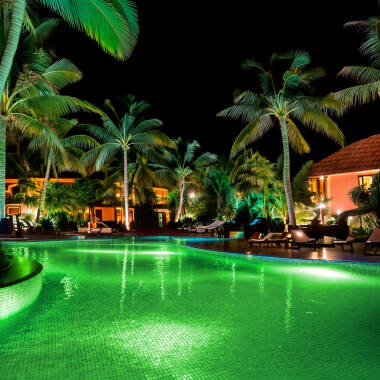 Imagen de Foco Piscina Superficie LED RGBW Sumergible 12V DC IP68 Acero Inoxidable 20W XtraPool