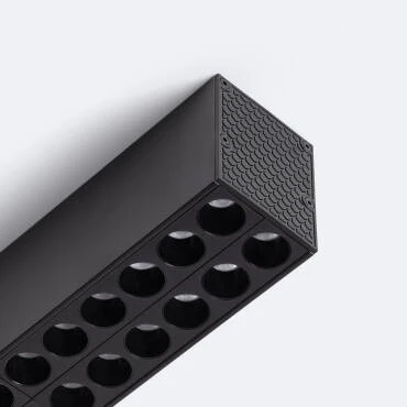 Fotografia do produto: Foco Linear Ótico LED de Superfície 300mm 24W CRI90 UGR16