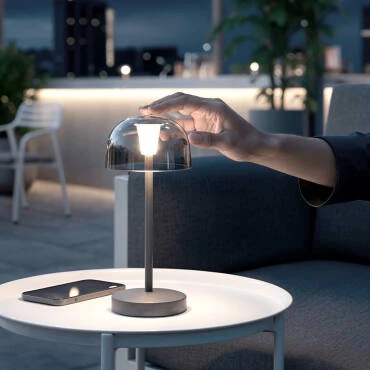 Fotografía del producto: Lámpara de Mesa LED Portátil para Exterior Metal con Batería Recargable Lendora Smoke