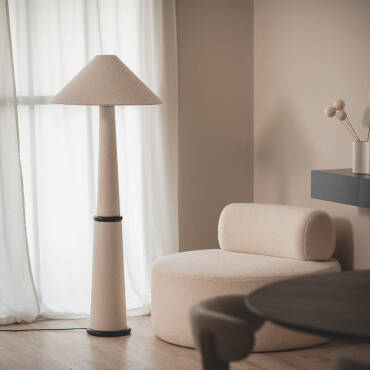 Fotografia do produto: Candeeiro de Pé Madeira e Tecido Lombe 