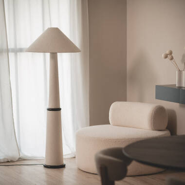 Candeeiro de Pé Madeira e Tecido Lombe