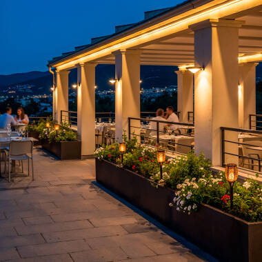 Imagem de Aplique de Parede Exterior Solar LED de Alumínio com Detector Movimento Radar Tucson 