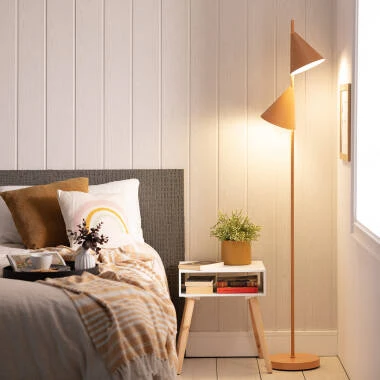 Candeeiro de Pé Whirlwind