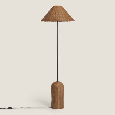 Candeeiro de Pé em Ratán Nara