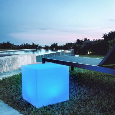 Imagen de Cubo LED RGBW Recargable Evan Cube