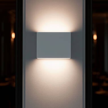 Imagem de Aplique de Parede Exterior LED com Iluminação Dupla Face em Alumínio Luming II