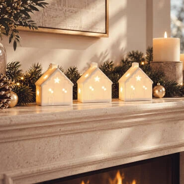 Set de 3 Casas Navideñas Decorativas LED de Cerámica Ivoria