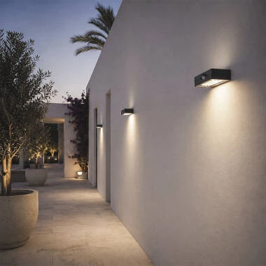 Imagen de Aplique de Pared Exterior LED 3W Iluminación Doble Cara con Sensor PIR Karl Solar