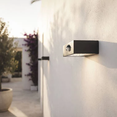 Imagen de Aplique de Pared Exterior LED 3W Iluminación Doble Cara con Sensor PIR Karl Solar