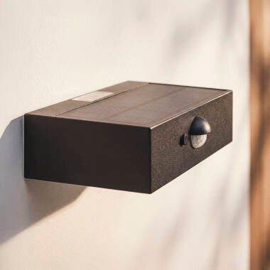 Imagem de Aplique de Parede Exterior LED 3W Iluminação Dupla Cara com Sensor PIR Karl Solar