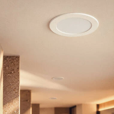 Downlight LED Circular de 10 W para Casa de Banho, IP44, Diâmetro de Corte de 88 mm