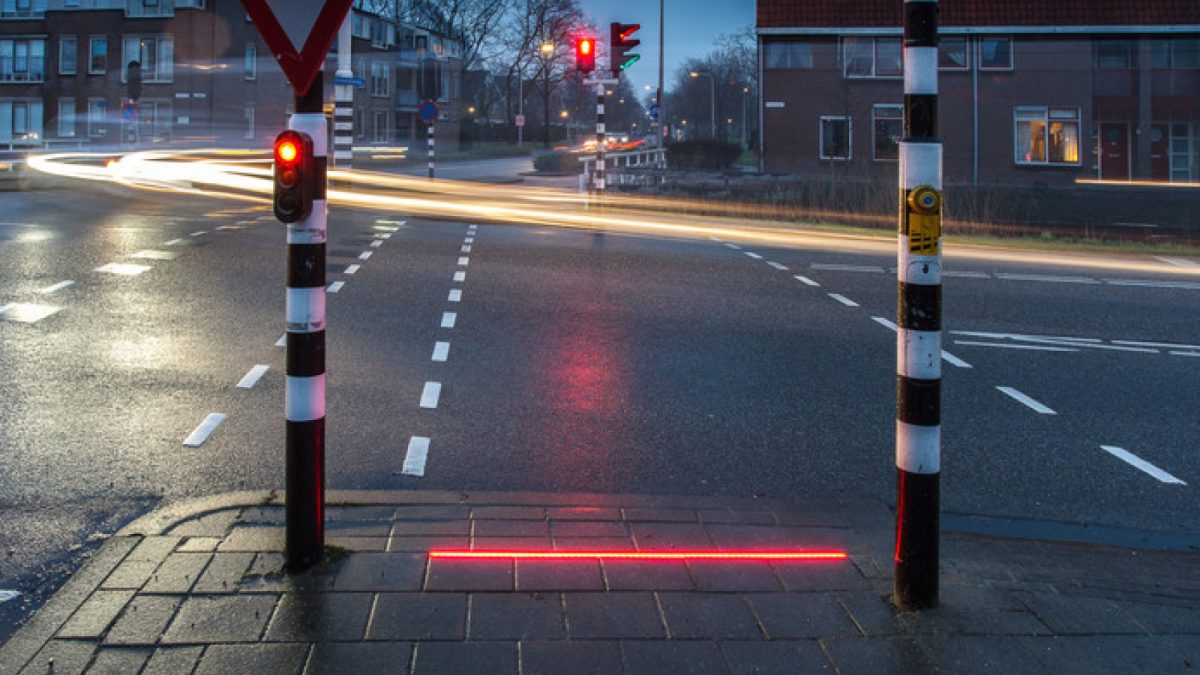 Retener por favor no lo hagas heroico Aplicaciones de la Iluminacion LED en seguridad vial