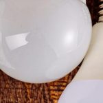 bombillas-bajo-consumo-vs-led[1]
