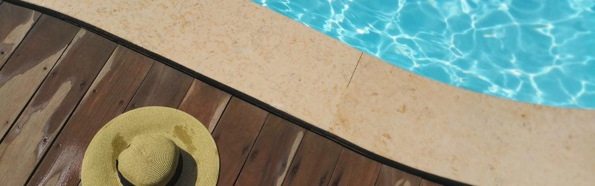 Como limpar uma piscina e prepará-la para o Verão