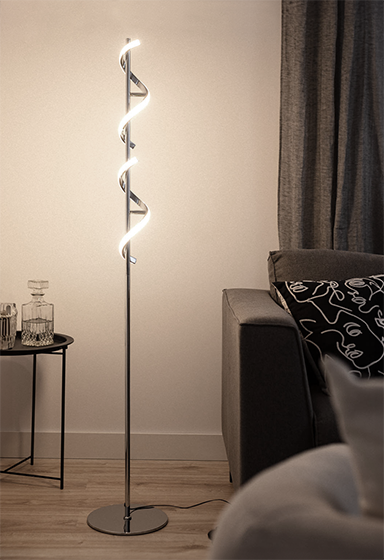 Candeeiros de pé modernos