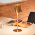 Lâmpadas de Mesa com LED integrado